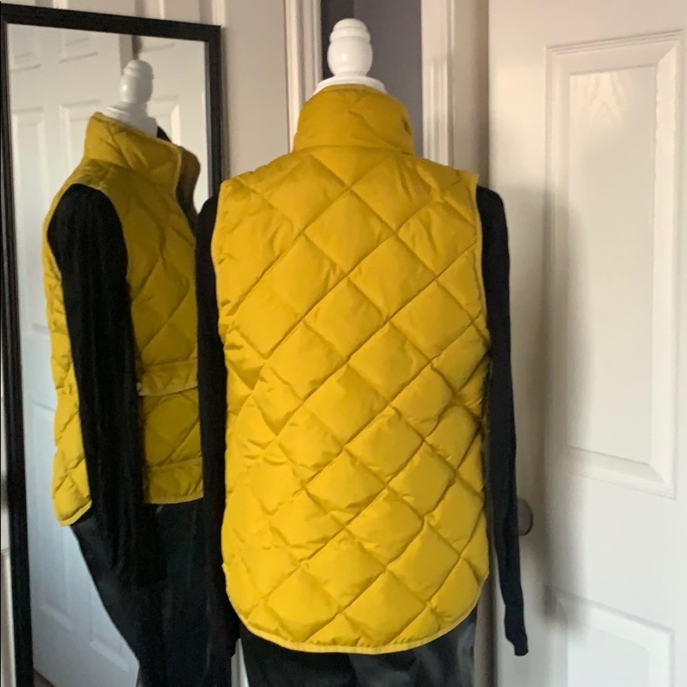 J.Crew Excursion Vest - image 4